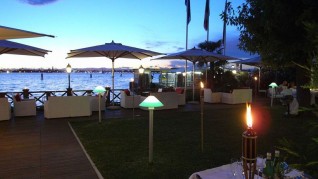 hotel-villa-laguna