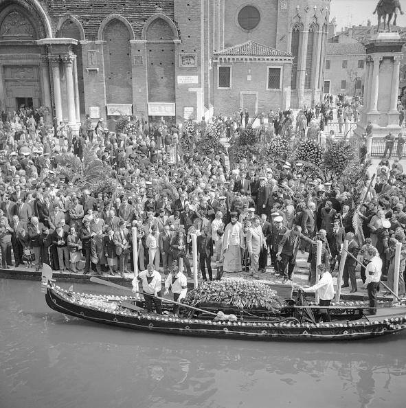venezia-funerali-igor-stravinsky2